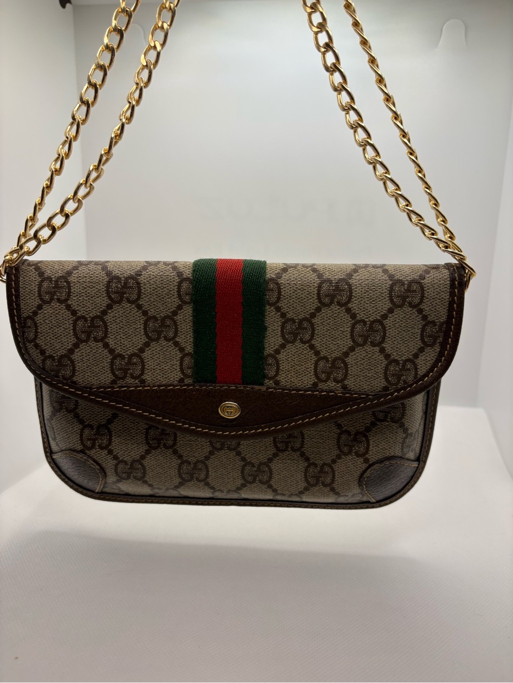 Gucci Beige/Brown GG Canvas Clutch with Green & Red Web Stripe - Picture 12 of 12